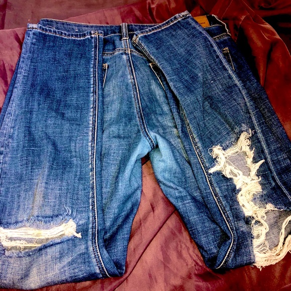 American Eagle Jeans - Picture 2 of 2